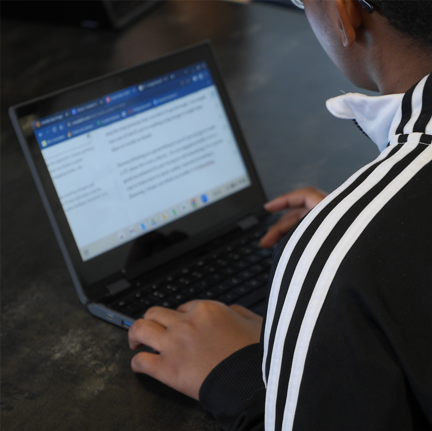  Student using a computer